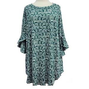New Curvy Lovey Ruffled Sleeve Top